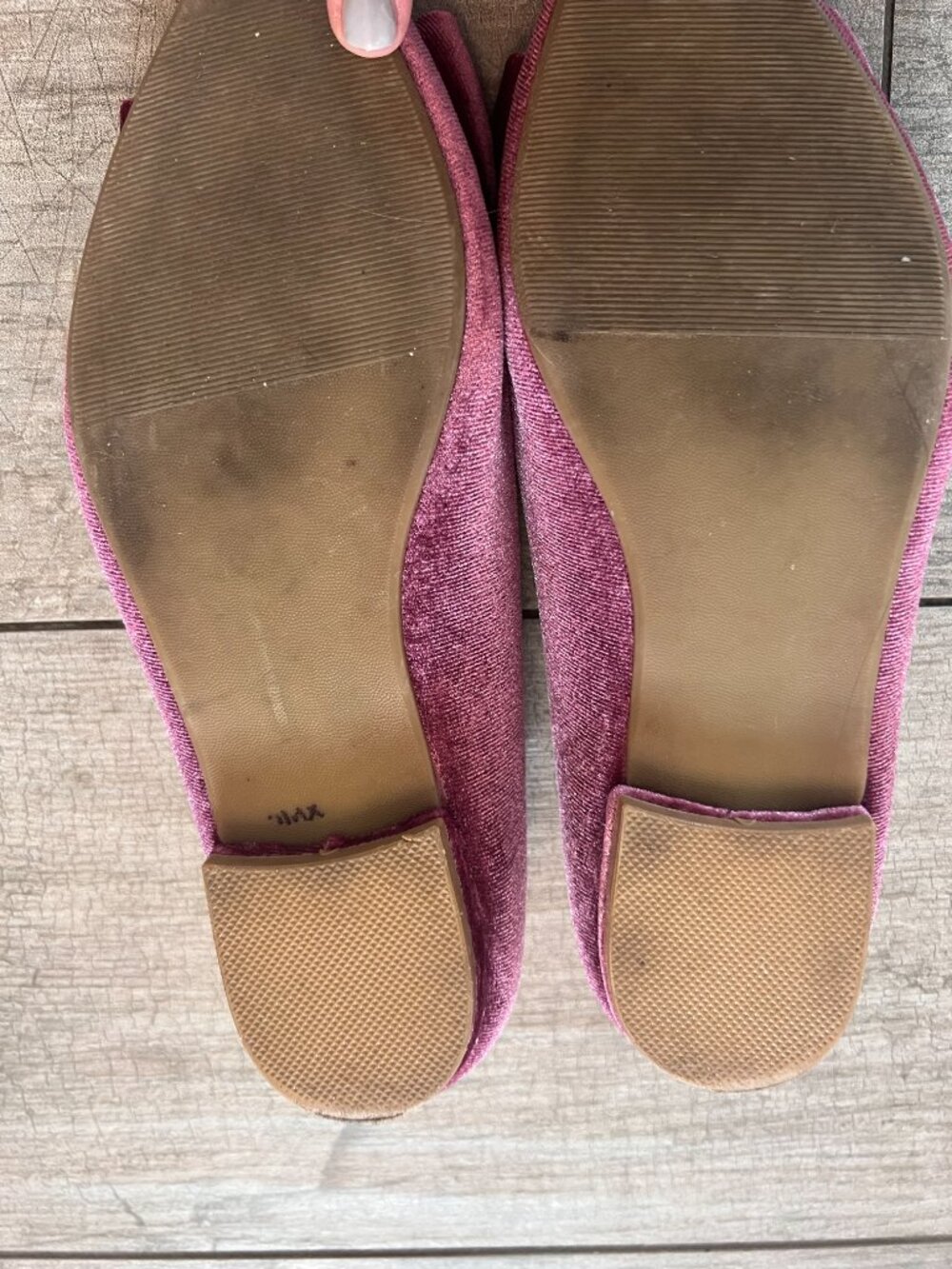 Isaac Mizrahi velvet bow flats (36.5) - Picture 3 of 6